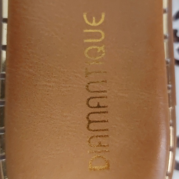 Sandals - Picture 5 of 8